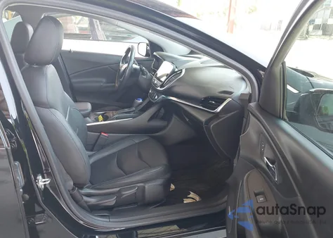 2018 Chevrolet Volt Premier z USA, uszkodzony, nr VIN 1G1RB6S53JU141564